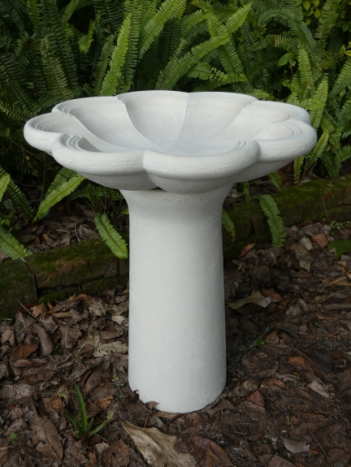 fluted_bird_bath.jpg