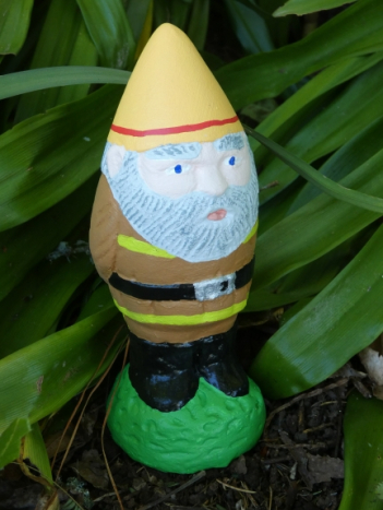 gnome_fireman.jpg